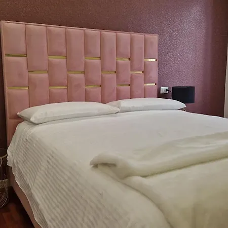 Konukevi Orto Del Re - Luxury 3*